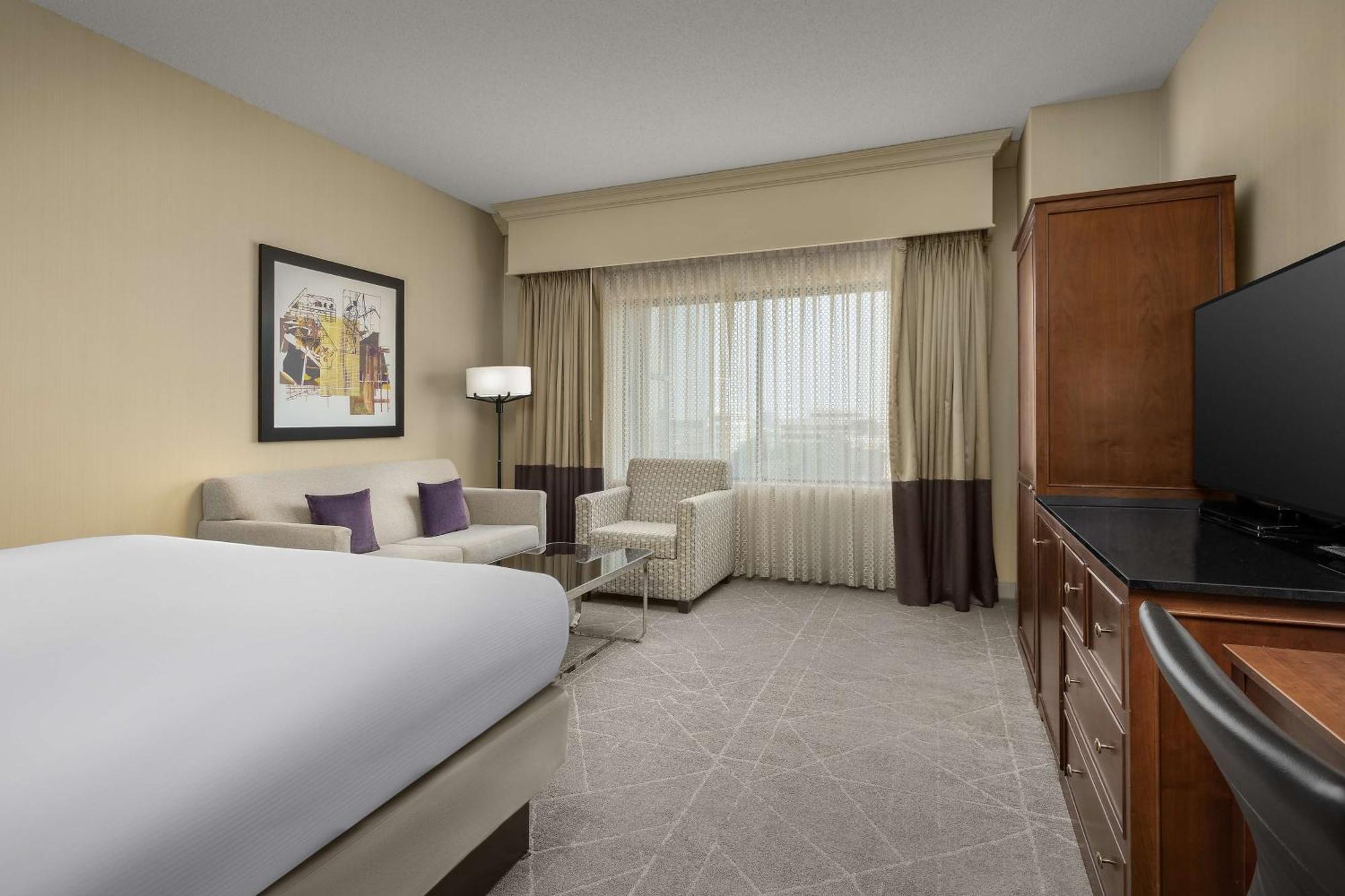 Doubletree By Hilton Chicago O'Hare Airport-Rosemont Hotel Екстериор снимка